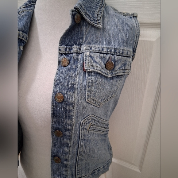 Levi's Distressed Sleeveless Button Up Vest Size JR Small - Picture 5 of 11